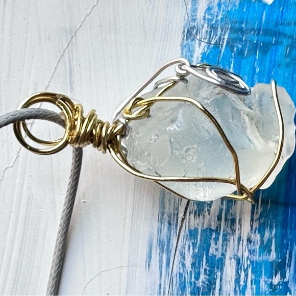 Handmade Gold and Silver Wire Wrapped Pendant Necklace Sea Glass 4215/4174 - Picture 8 of 11